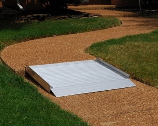 Portable Ramp, Sidekick Solid 3' x 32"
