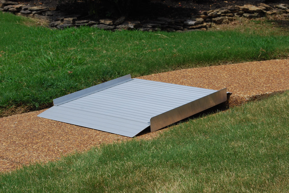 Portable Ramp, Sidekick Solid 6' x 32"