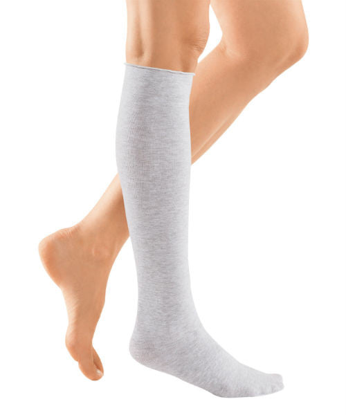 COMFORT SILVER KNEE-HIGH SOCKS - RSOSS003P